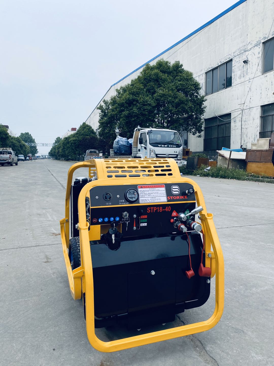 23馬力液壓動力站使用時要留心什么？