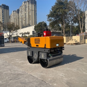 手扶壓路機SVH80