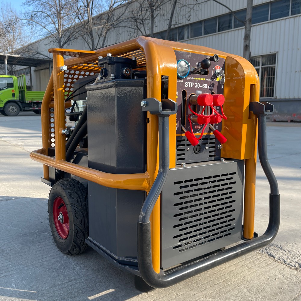 對于液壓動力站雙回路使用前操作準備